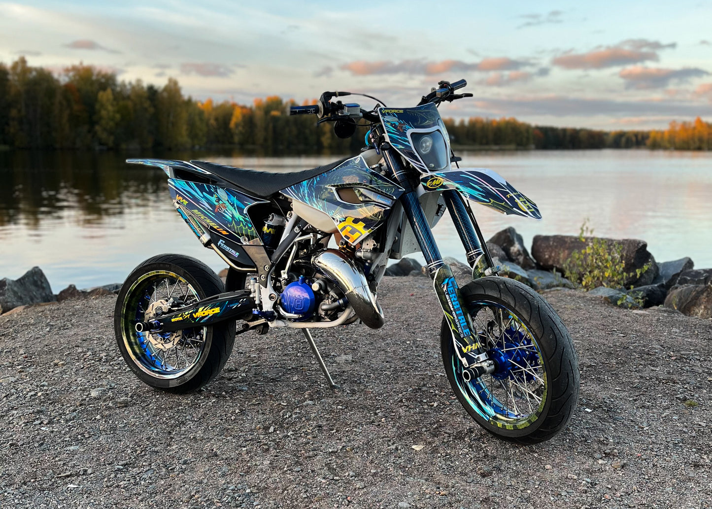 Full Custom - Graphic kits