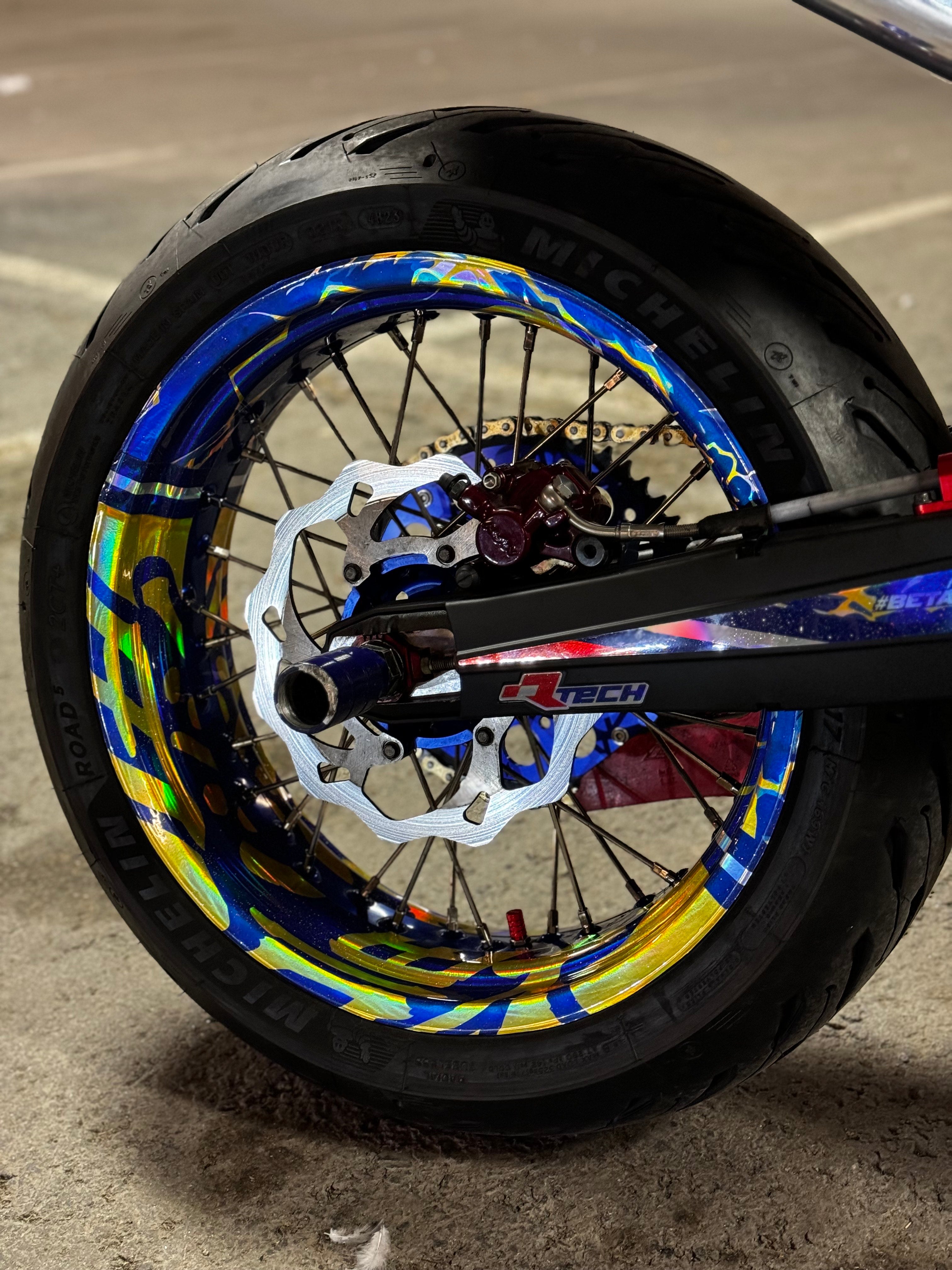 Limited Custom Graphic Kit - Howl