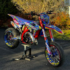 Limited Custom Graphic Kit - Howl
