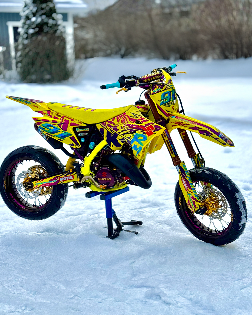 Full Custom - tarrasarjat