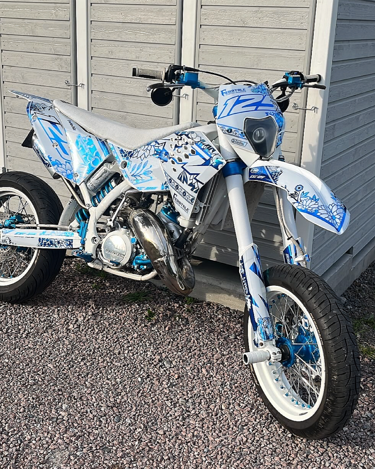 Draghorn - Semi Custom Graphics
