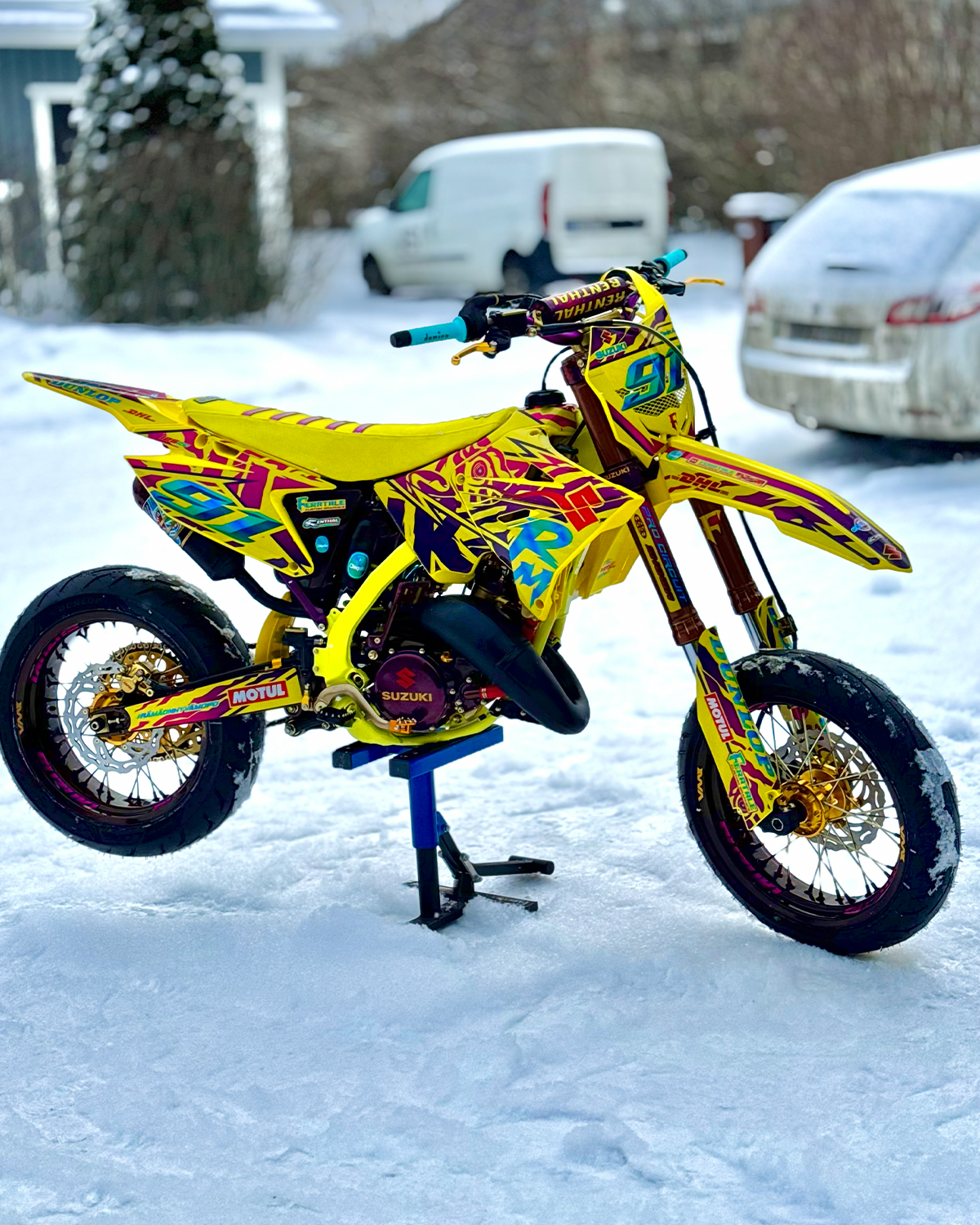 Draghorn - Semi Custom Graphics