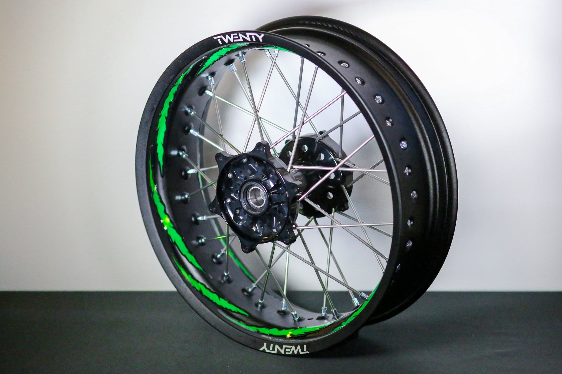 Wheel_Stickerpack_Beast_Green