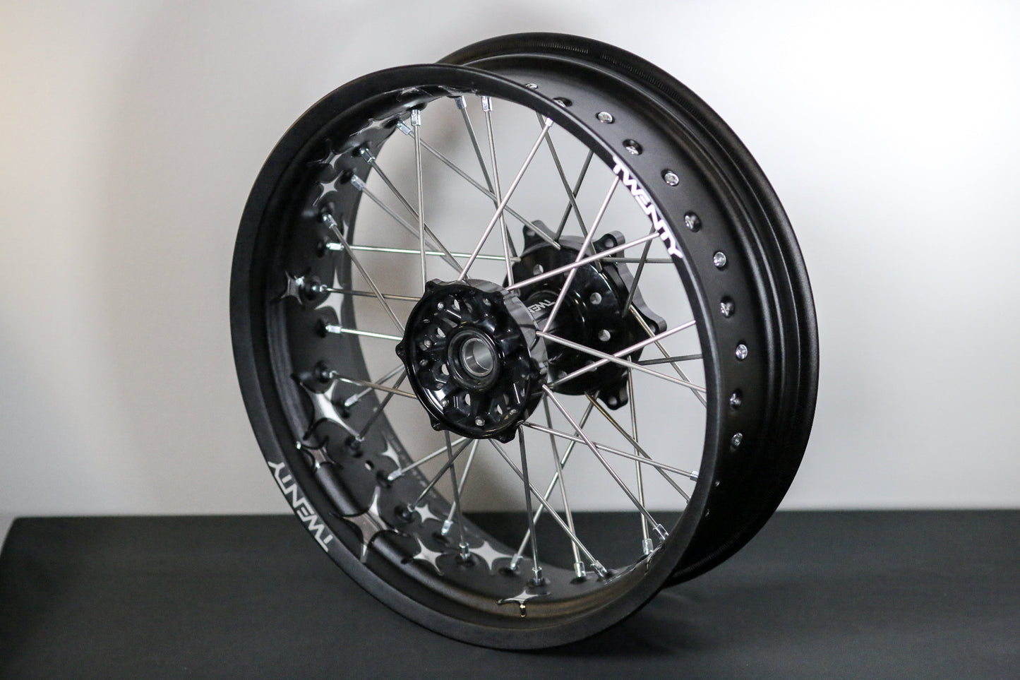 Wheel_Stickerpack_Spark_Chrome