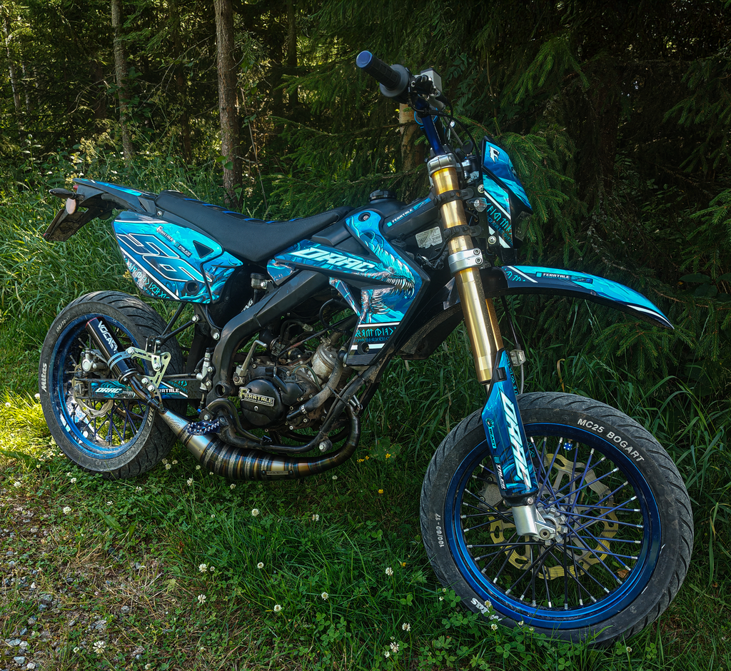 Limited Custom Graphic Kit - Kraken